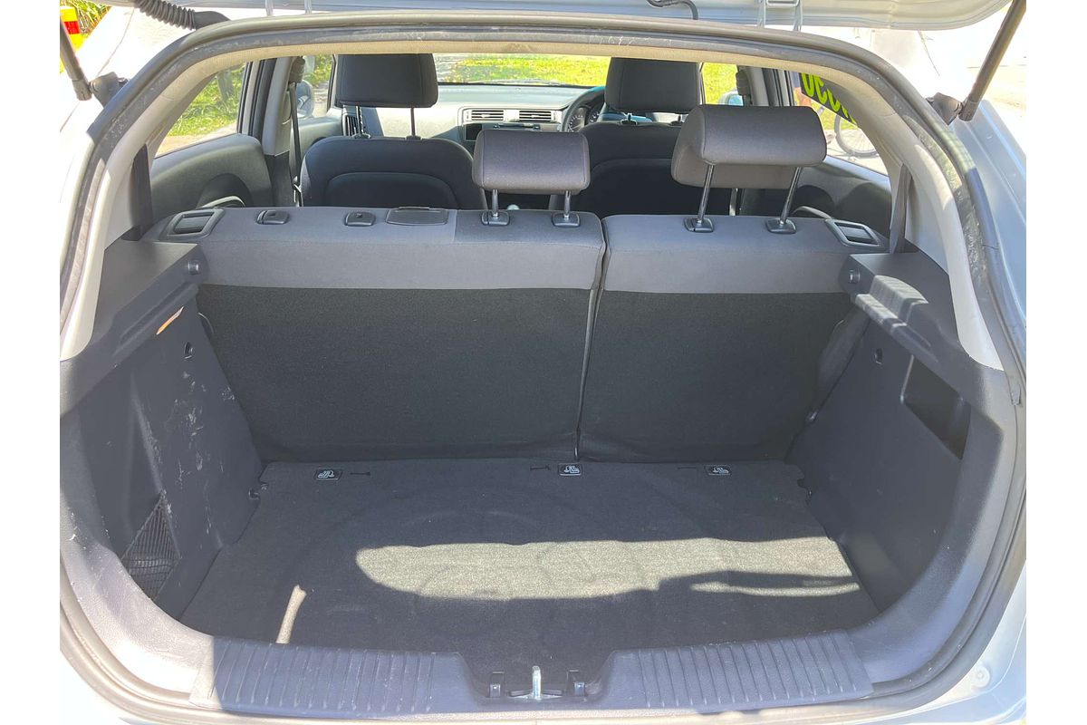 2013 Kia Rio S UB