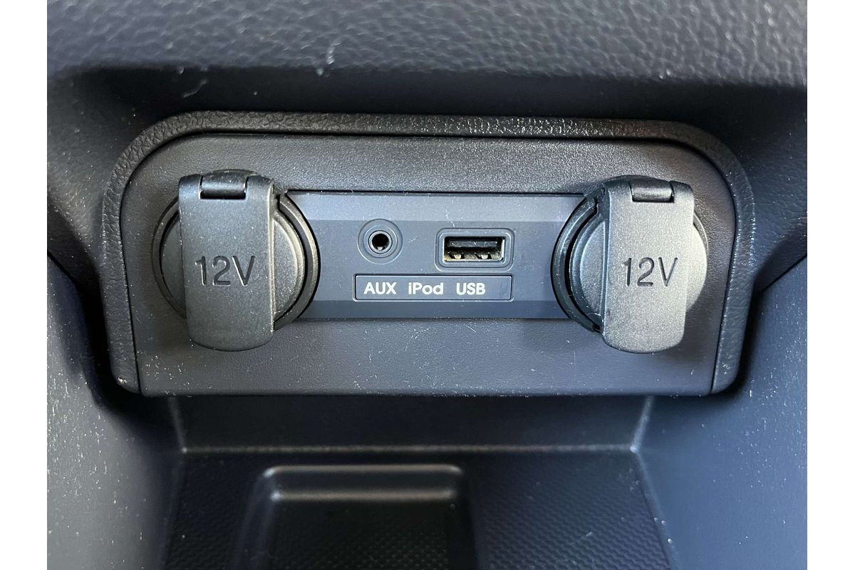 2013 Kia Rio S UB