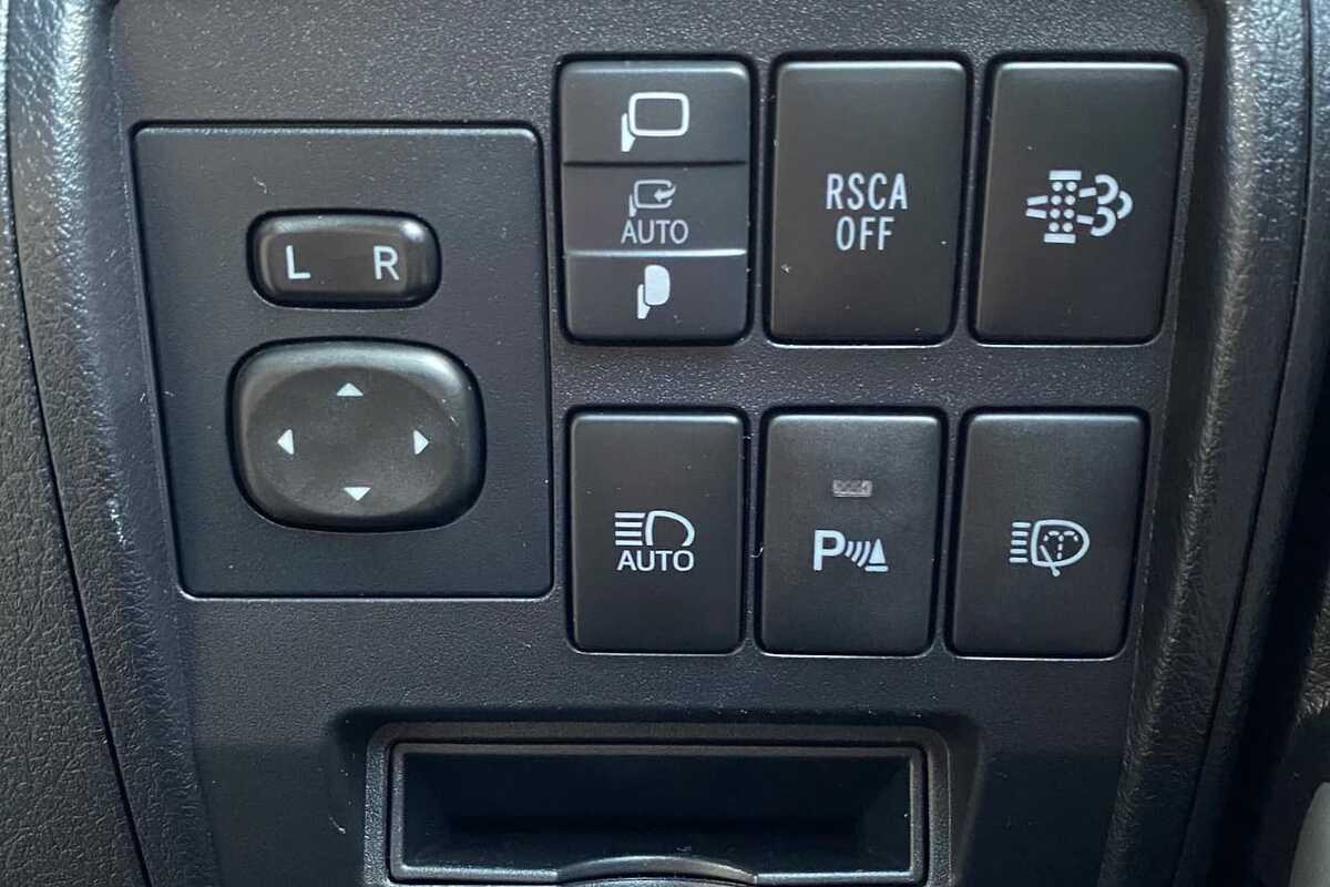2017 Toyota LANDCRUISER Sahara VDJ200R