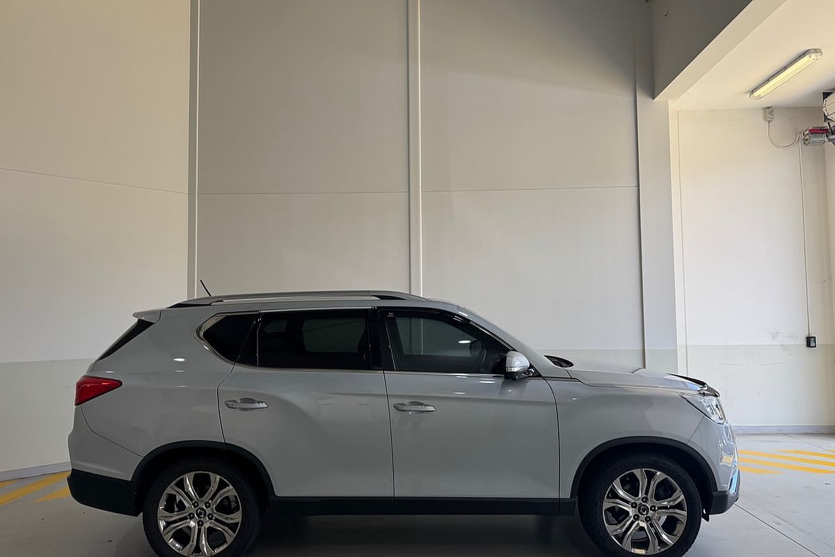 2019 SsangYong Rexton Ultimate Y400