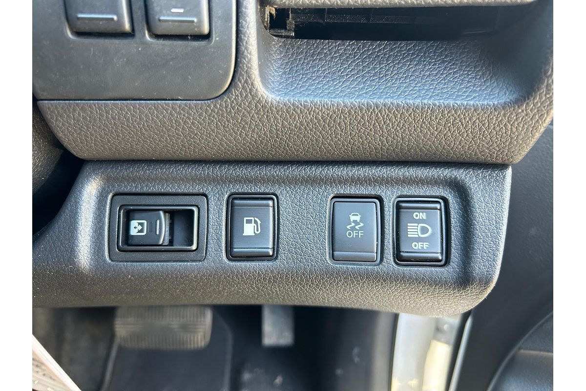 2019 Nissan Navara ST D23 Series 3 4X4