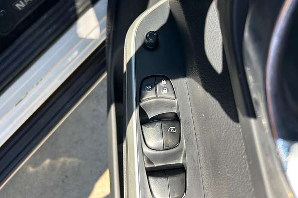 2019 Nissan Navara ST D23 Series 3 4X4