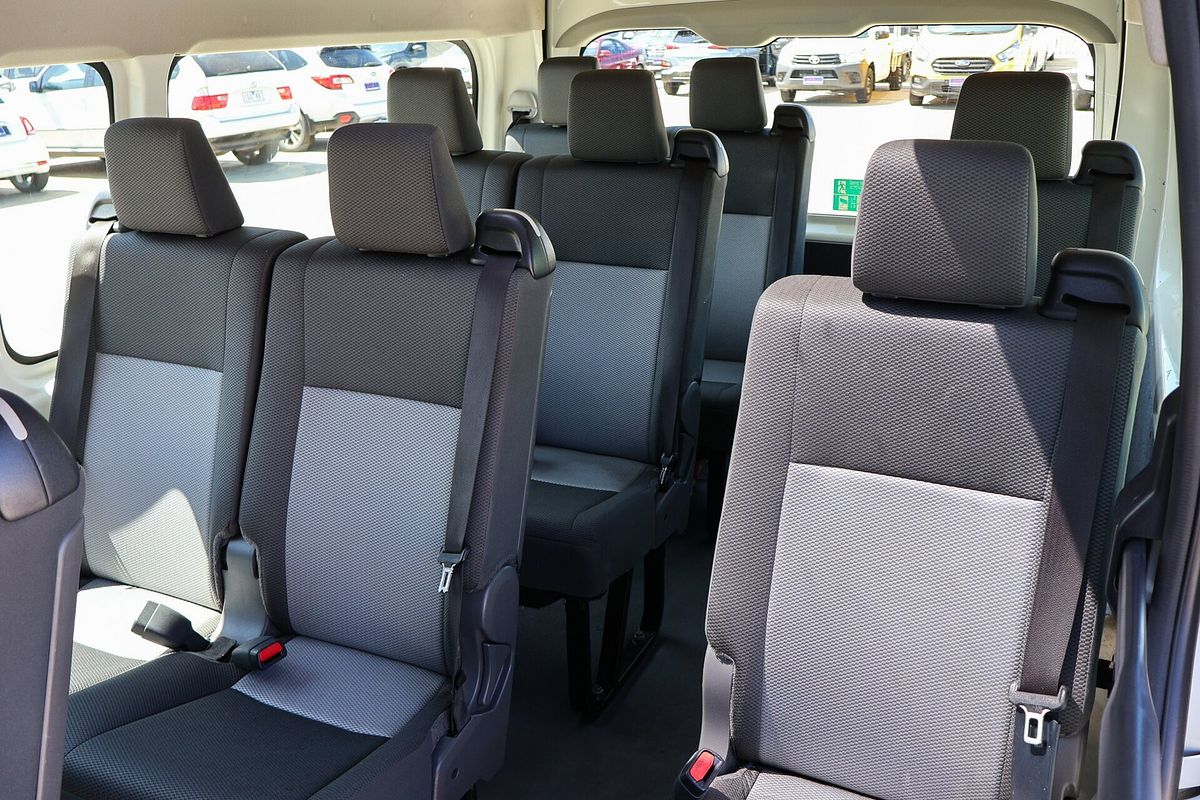2019 Toyota Hiace Commuter GDH322R