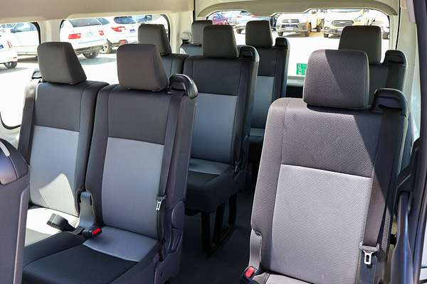 2019 Toyota Hiace Commuter GDH322R