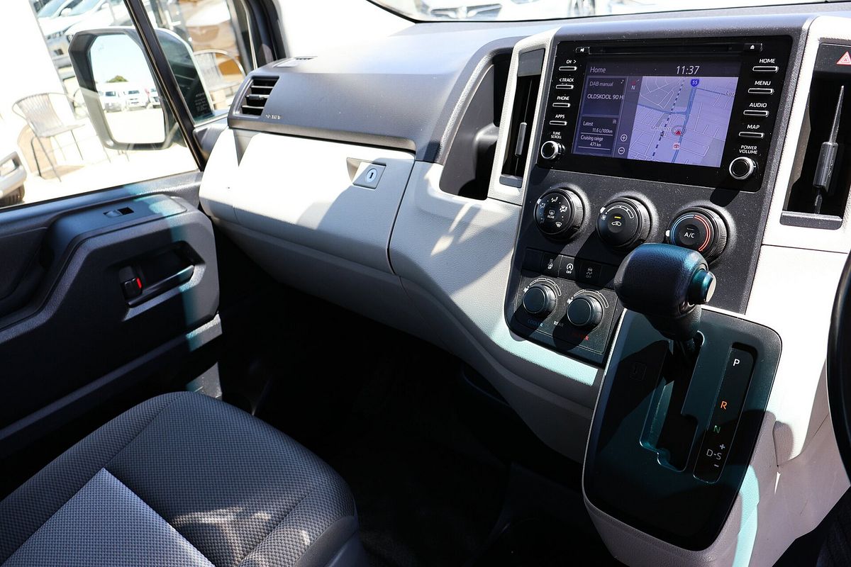 2019 Toyota Hiace Commuter GDH322R