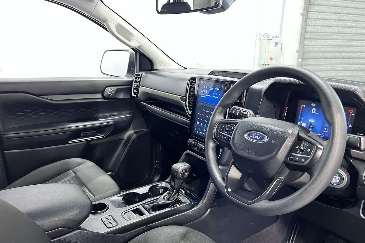 2024 Ford Everest Ambiente