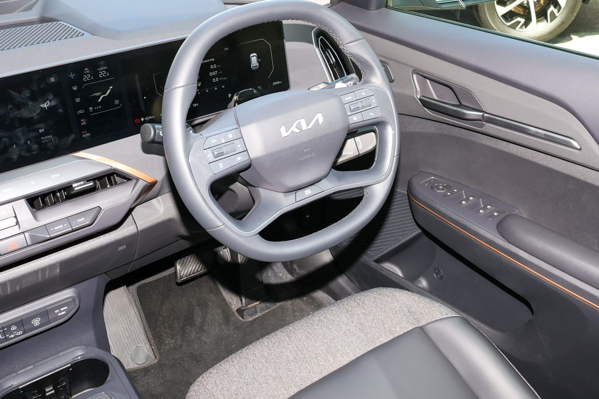 2024 Kia EV5 Air Standard Range OVc