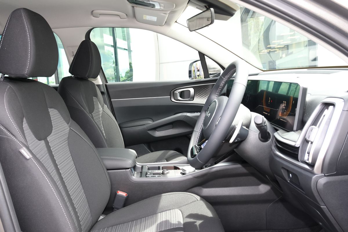 2024 Kia Sorento S MQ4 PE