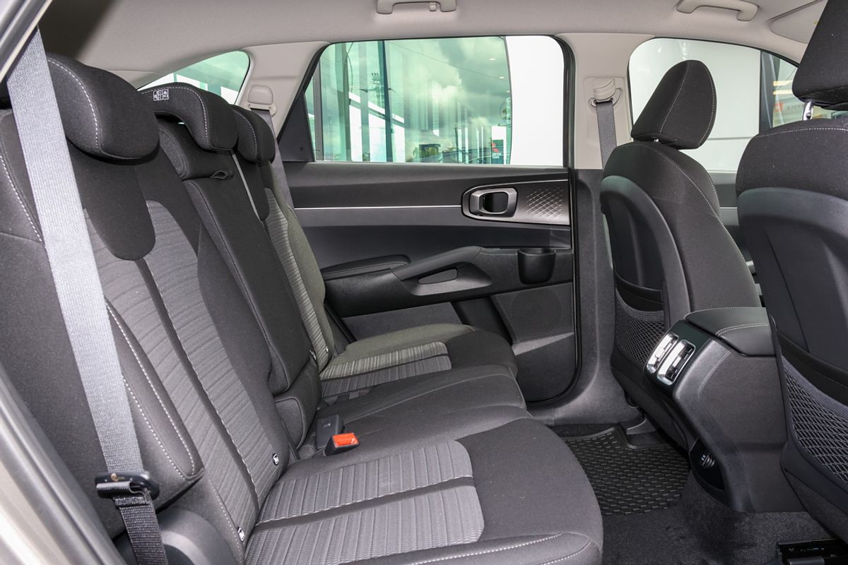 2024 Kia Sorento S MQ4 PE