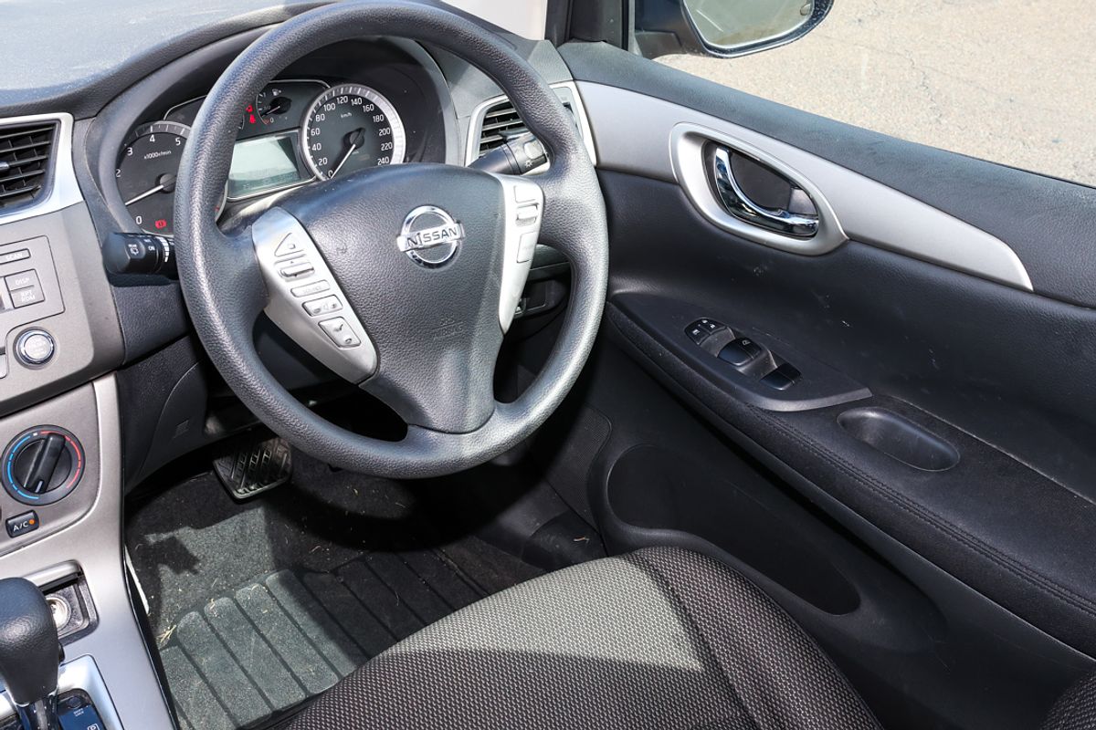 2014 Nissan Pulsar ST C12