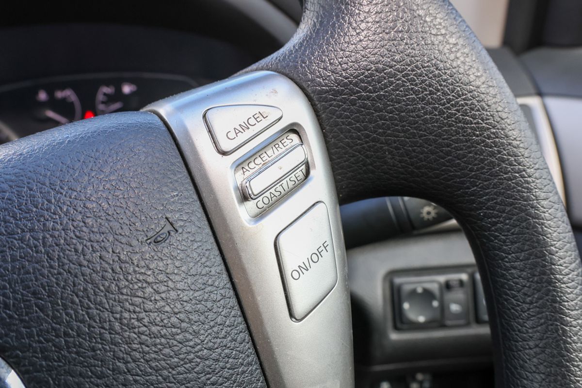 2014 Nissan Pulsar ST C12