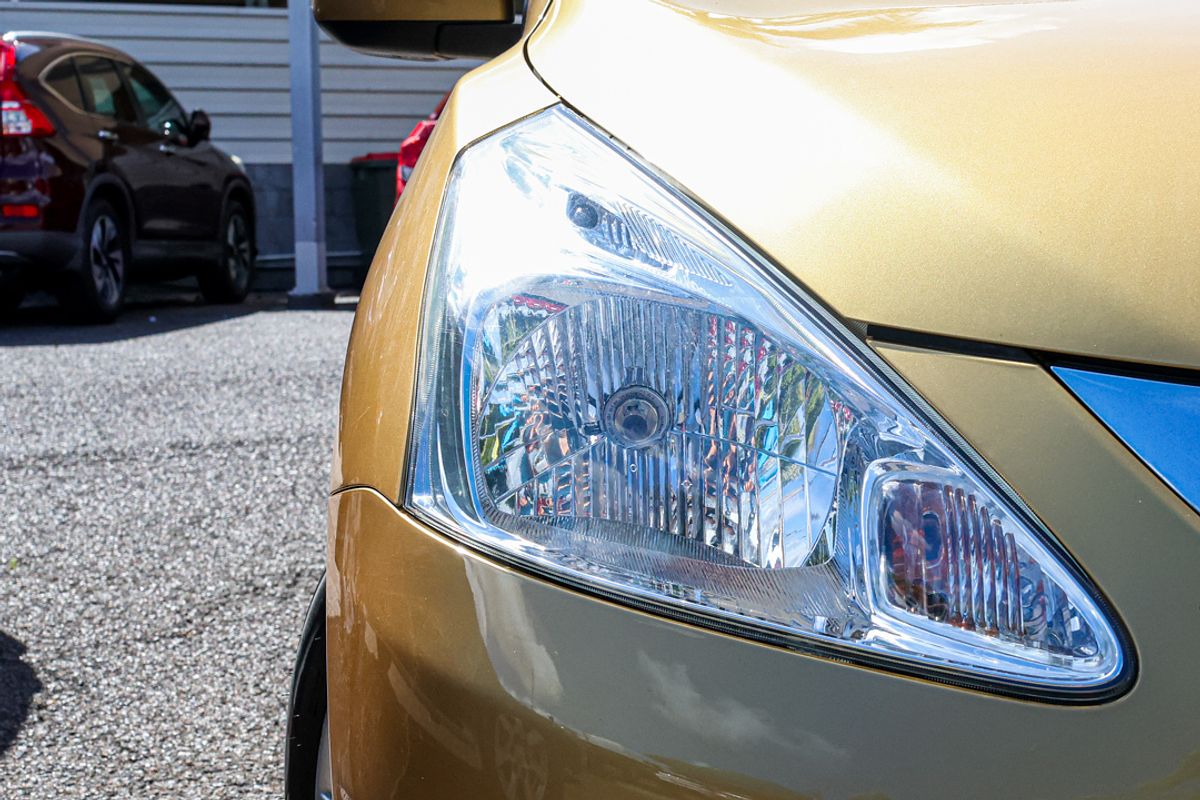 2014 Nissan Pulsar ST C12