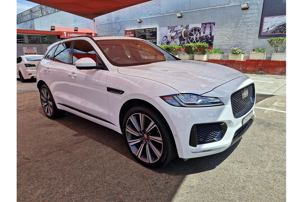 2016 Jaguar F-PACE 30d S X761
