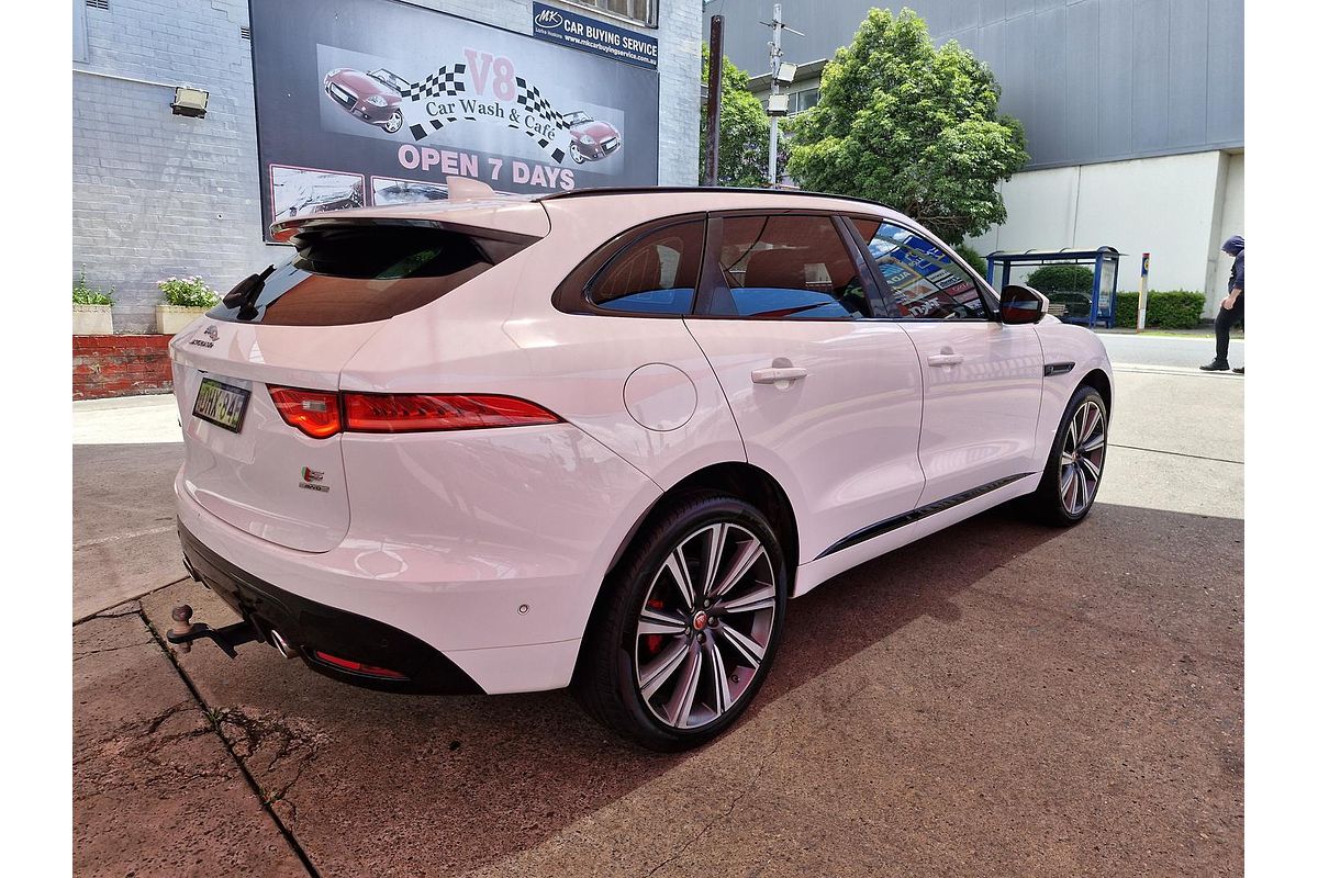 2016 Jaguar F-PACE 30d S X761