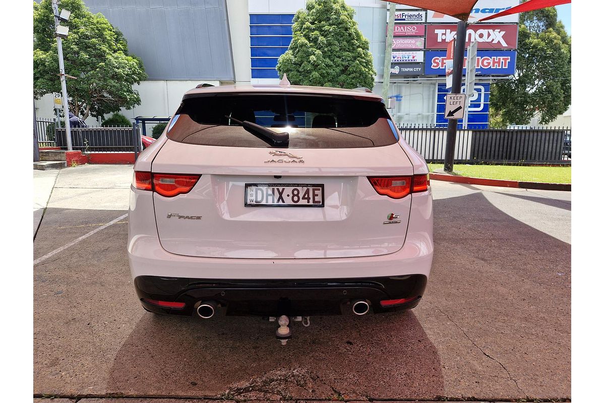2016 Jaguar F-PACE 30d S X761