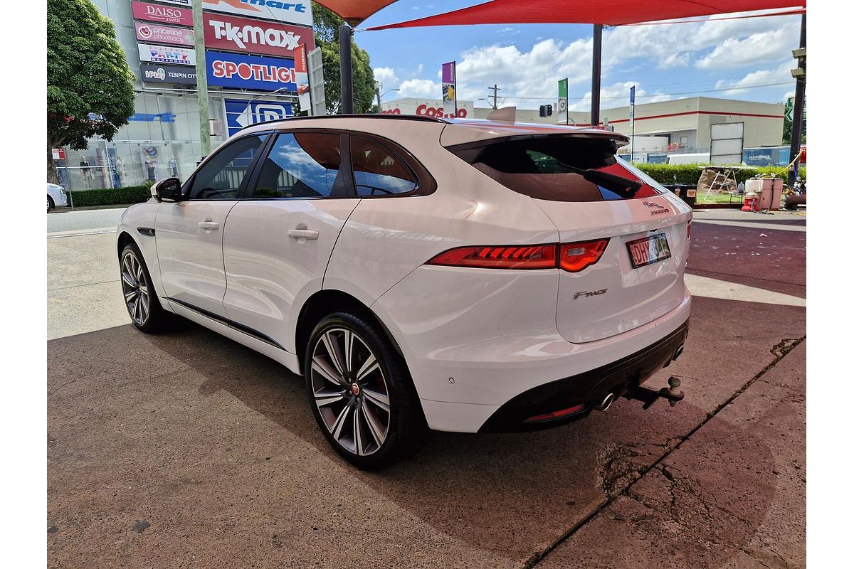 2016 Jaguar F-PACE 30d S X761