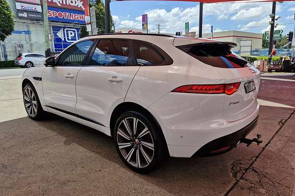 2016 Jaguar F-PACE 30d S X761