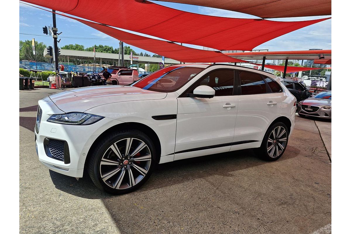 2016 Jaguar F-PACE 30d S X761