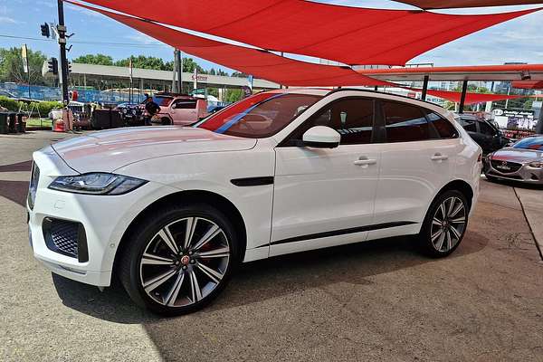 2016 Jaguar F-PACE 30d S X761