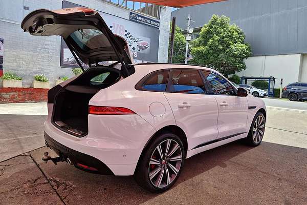 2016 Jaguar F-PACE 30d S X761