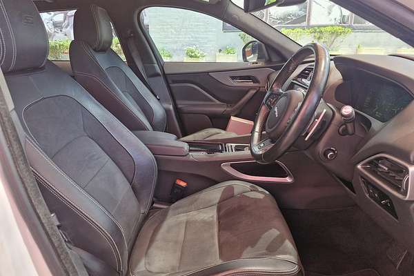 2016 Jaguar F-PACE 30d S X761