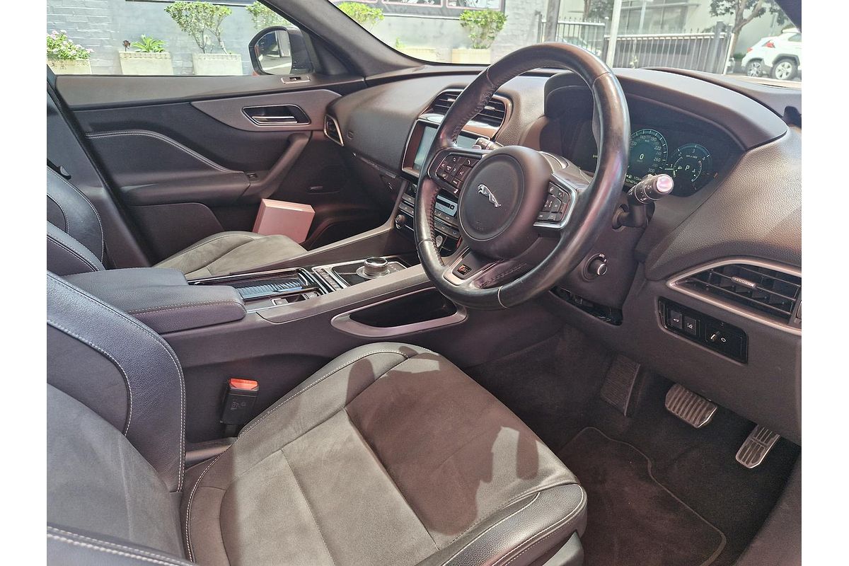 2016 Jaguar F-PACE 30d S X761