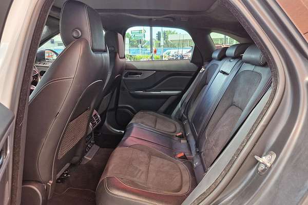 2016 Jaguar F-PACE 30d S X761