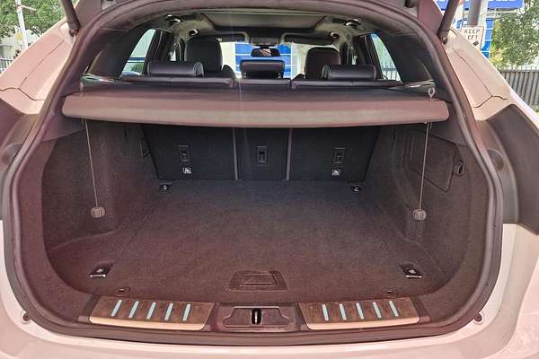 2016 Jaguar F-PACE 30d S X761