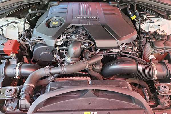 2016 Jaguar F-PACE 30d S X761