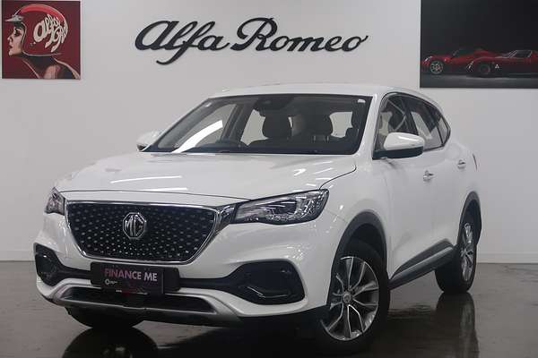 2022 MG HS Core SAS23