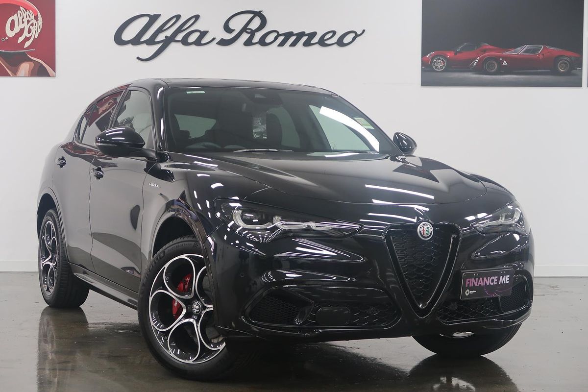 2023 Alfa Romeo Stelvio Veloce Series 4