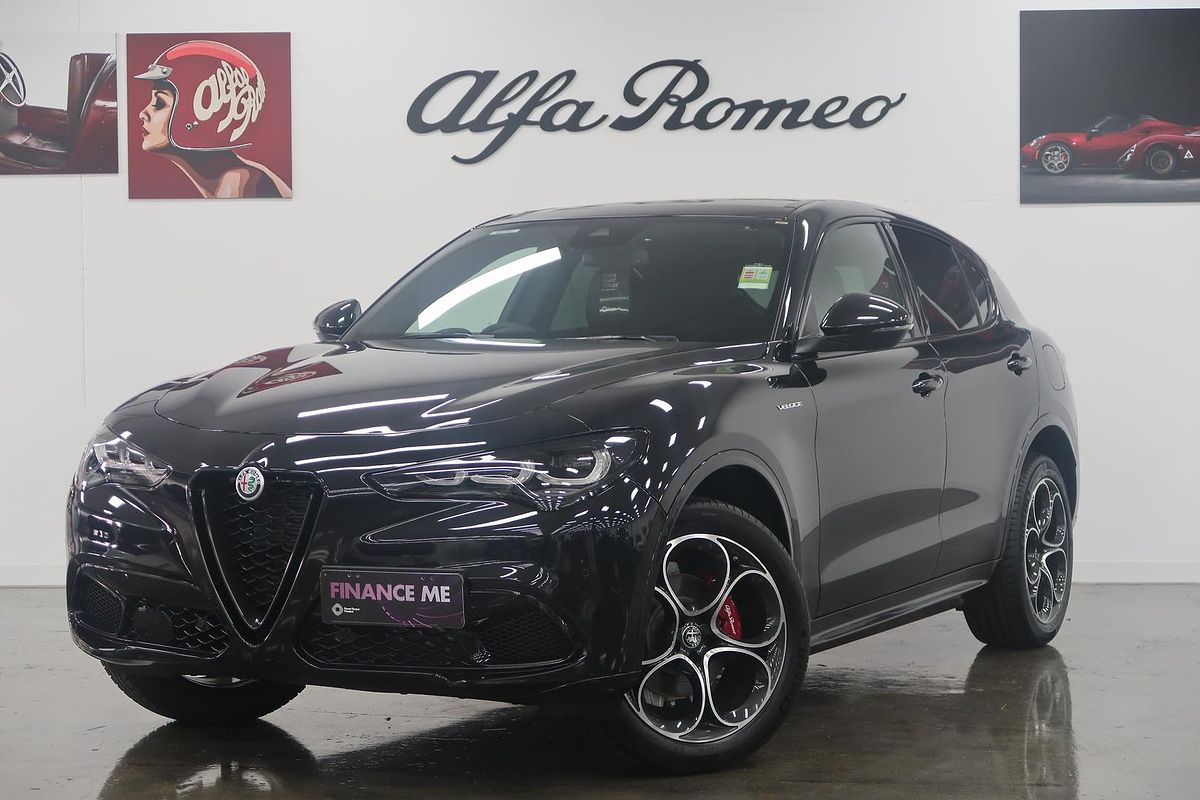 2023 Alfa Romeo Stelvio Veloce Series 4