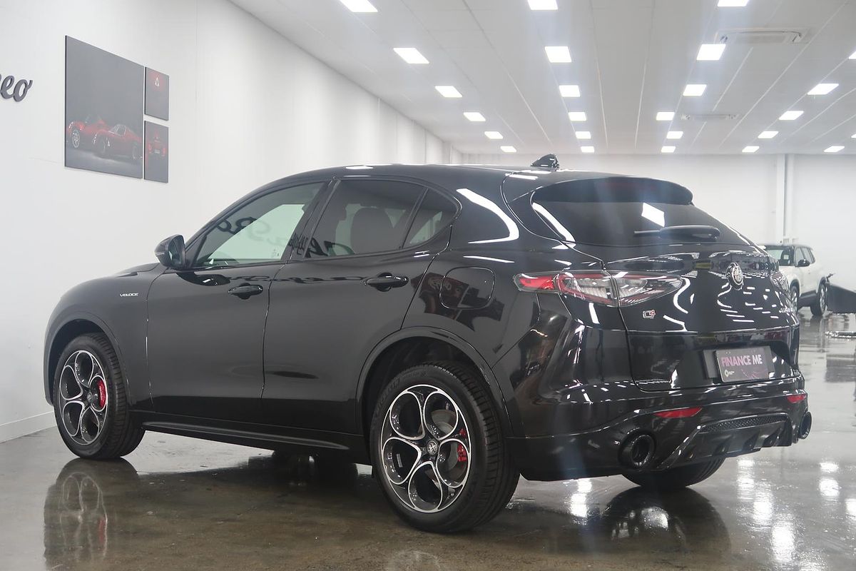 2023 Alfa Romeo Stelvio Veloce Series 4