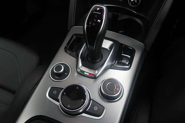 2023 Alfa Romeo Stelvio Veloce Series 4
