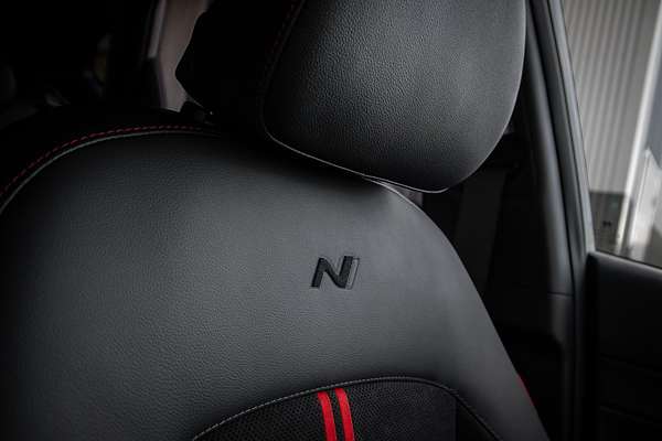 2024 Hyundai Kona Premium N Line SX2.V2