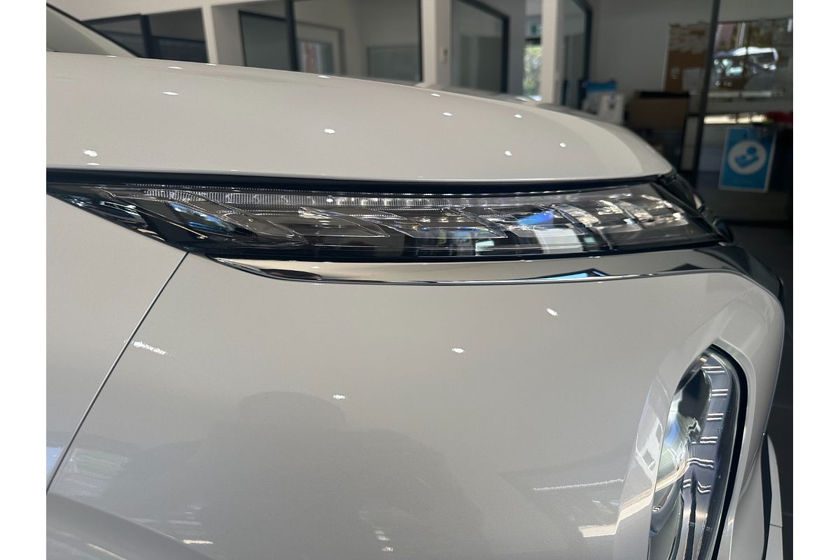 2024 Mitsubishi Outlander LS ZM