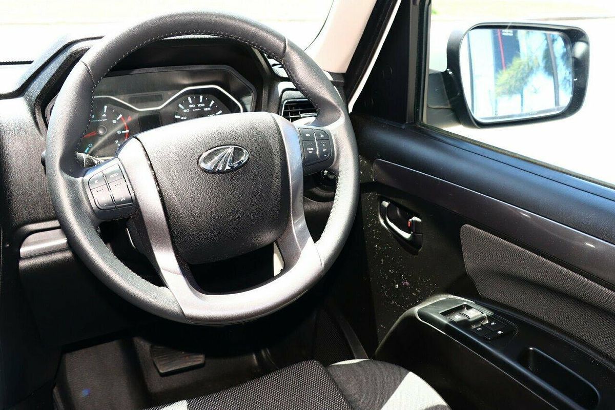 2022 Mahindra PIK-UP S11 4X4