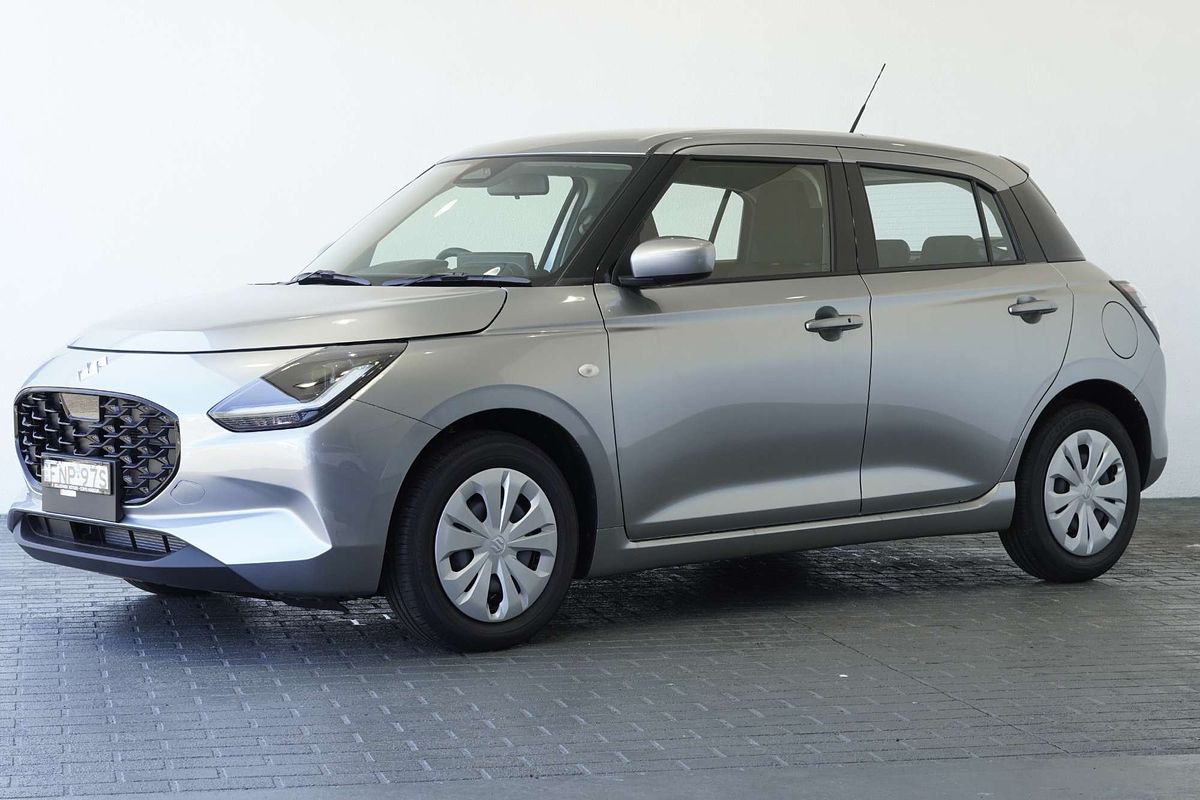 2024 Suzuki Swift Hybrid UZ