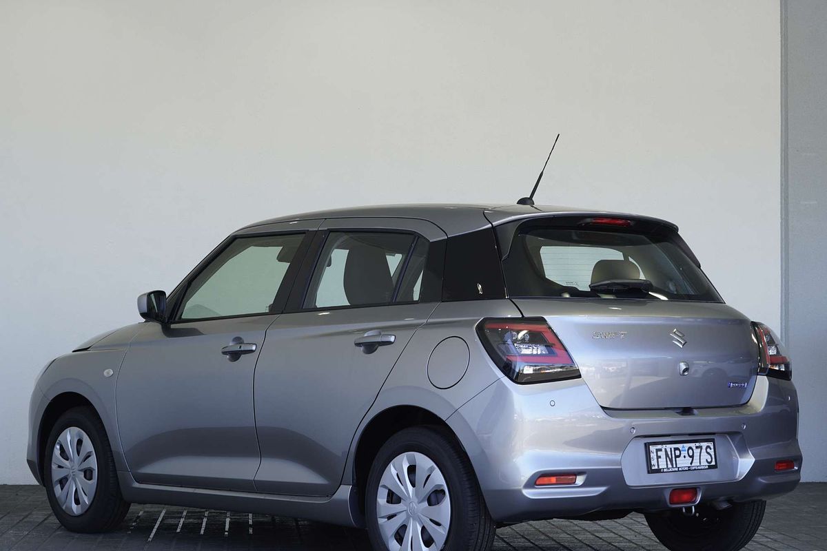 2024 Suzuki Swift Hybrid UZ