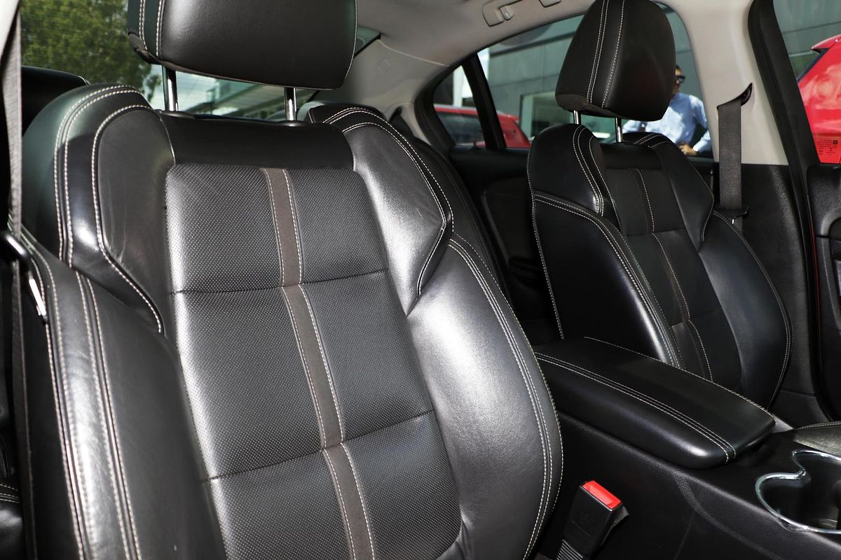 2015 Holden Commodore SS V Redline VF