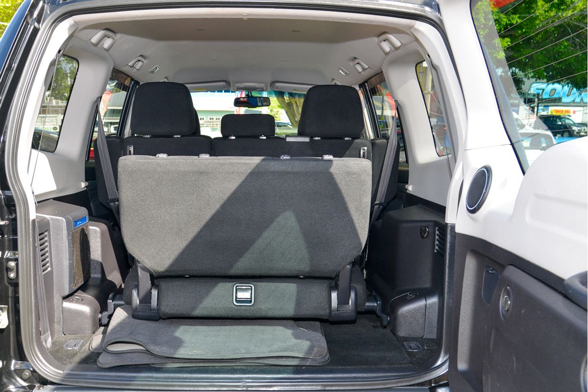 2012 Mitsubishi Pajero GLX NW