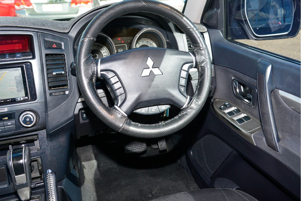 2012 Mitsubishi Pajero GLX NW