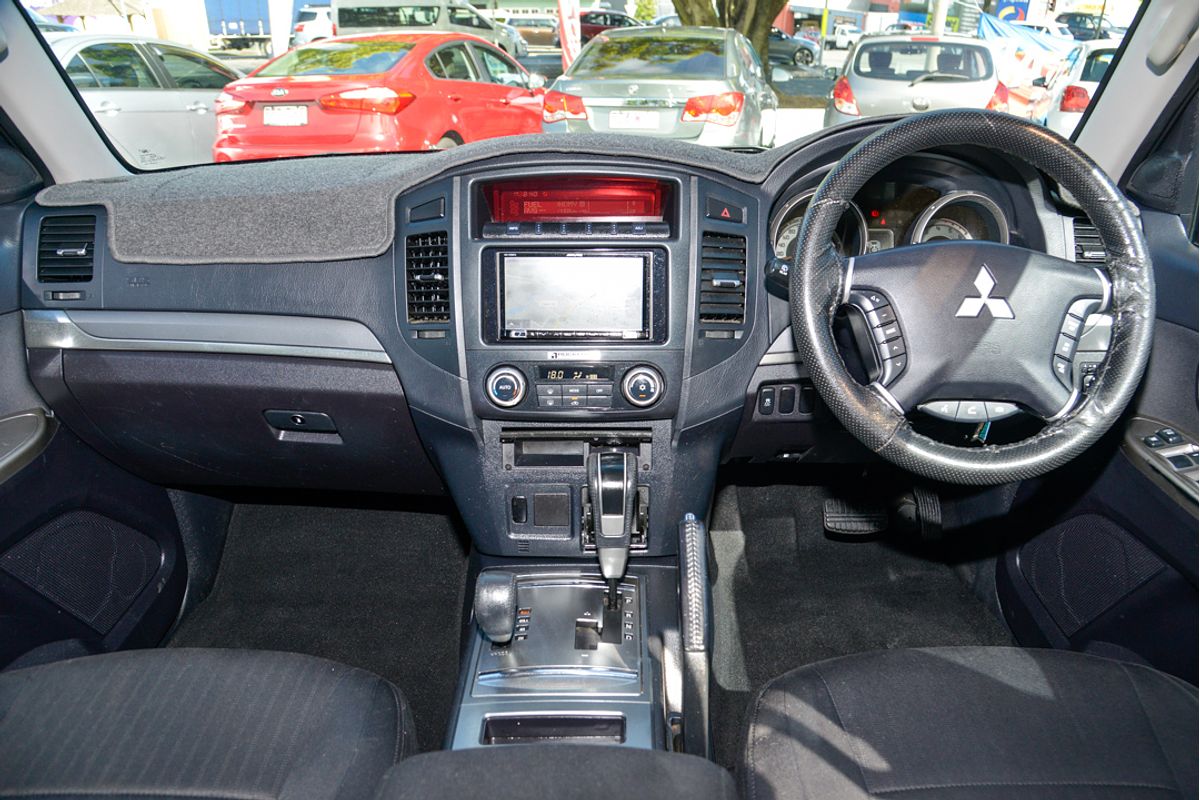 2012 Mitsubishi Pajero GLX NW