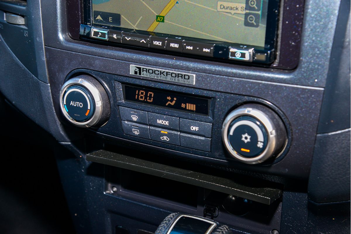 2012 Mitsubishi Pajero GLX NW