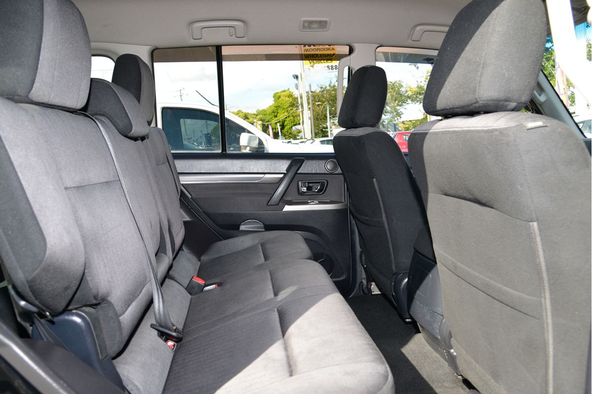 2012 Mitsubishi Pajero GLX NW