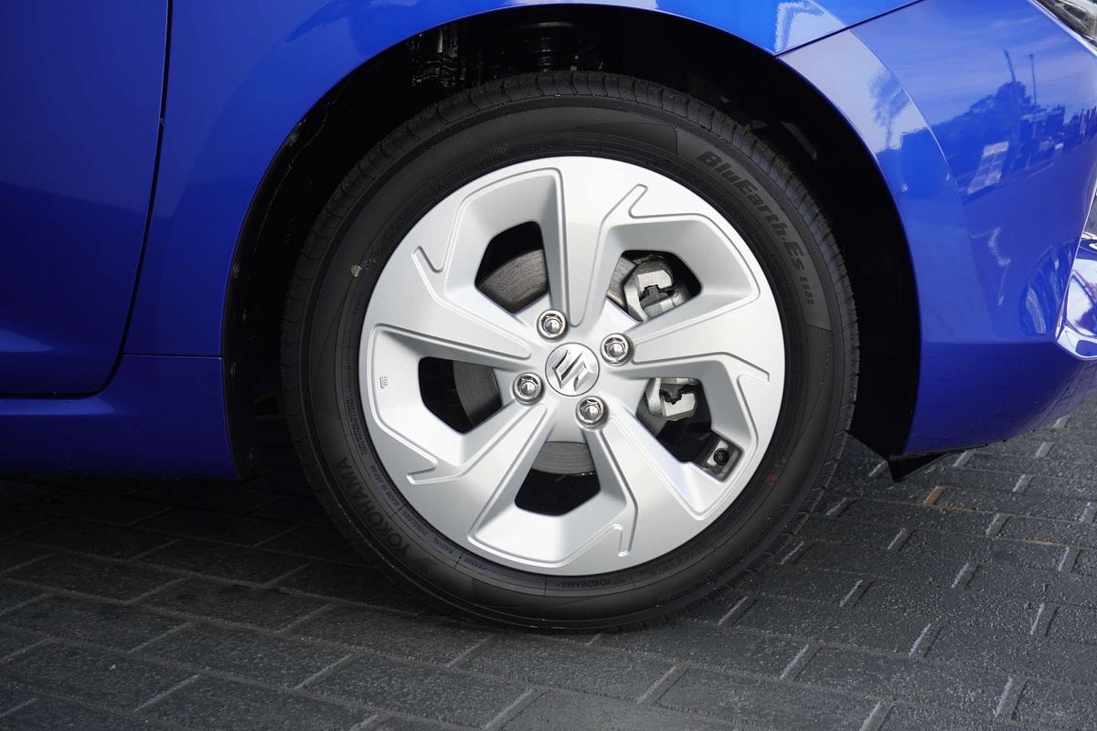 2024 Suzuki Swift Hybrid Plus UZ