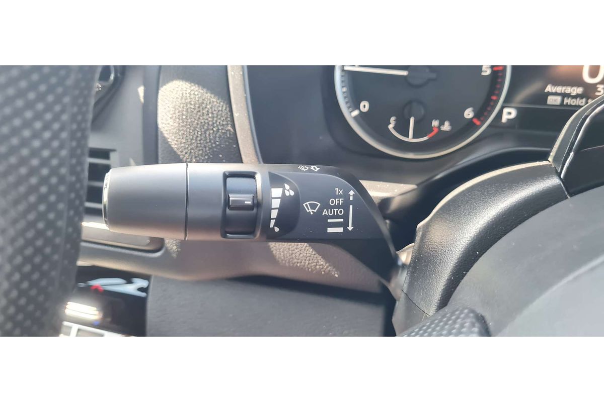 2024 Mitsubishi Triton GLX MV 4X4