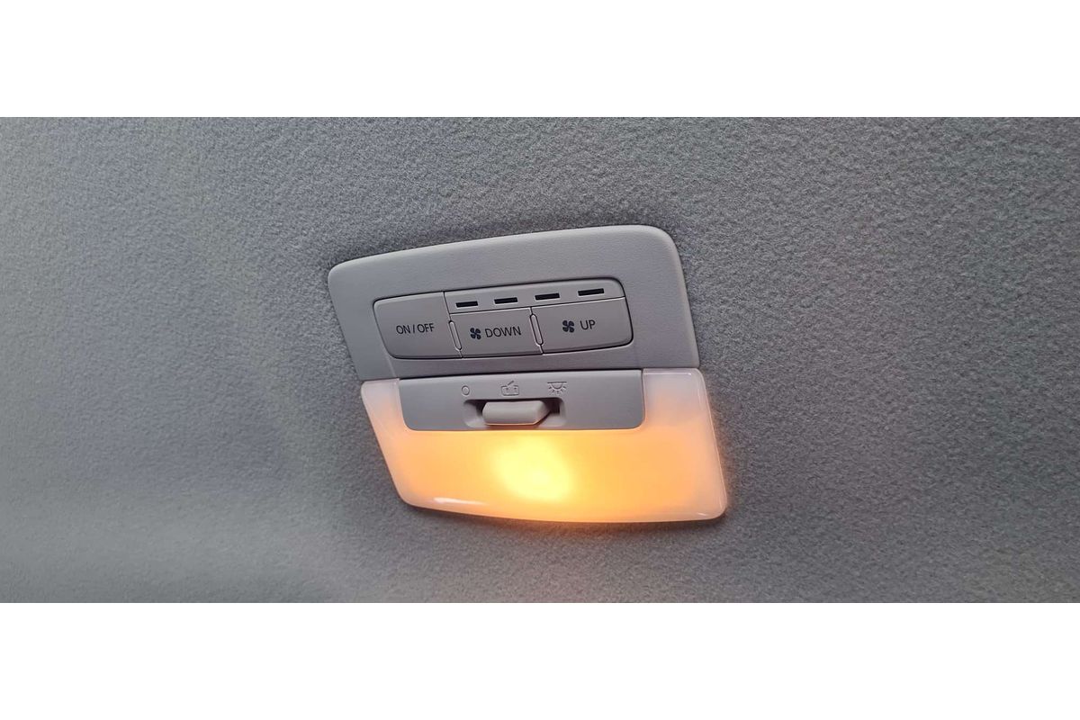 2024 Mitsubishi Triton GLX MV 4X4
