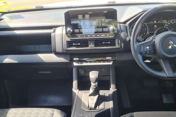 2024 Mitsubishi Triton GLX MV 4X4
