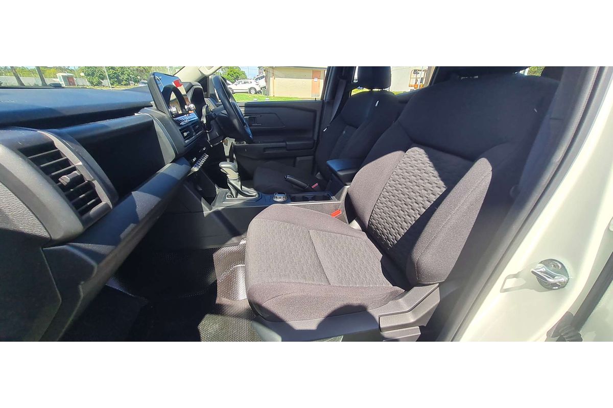 2024 Mitsubishi Triton GLX MV 4X4